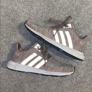 Tan Adidas